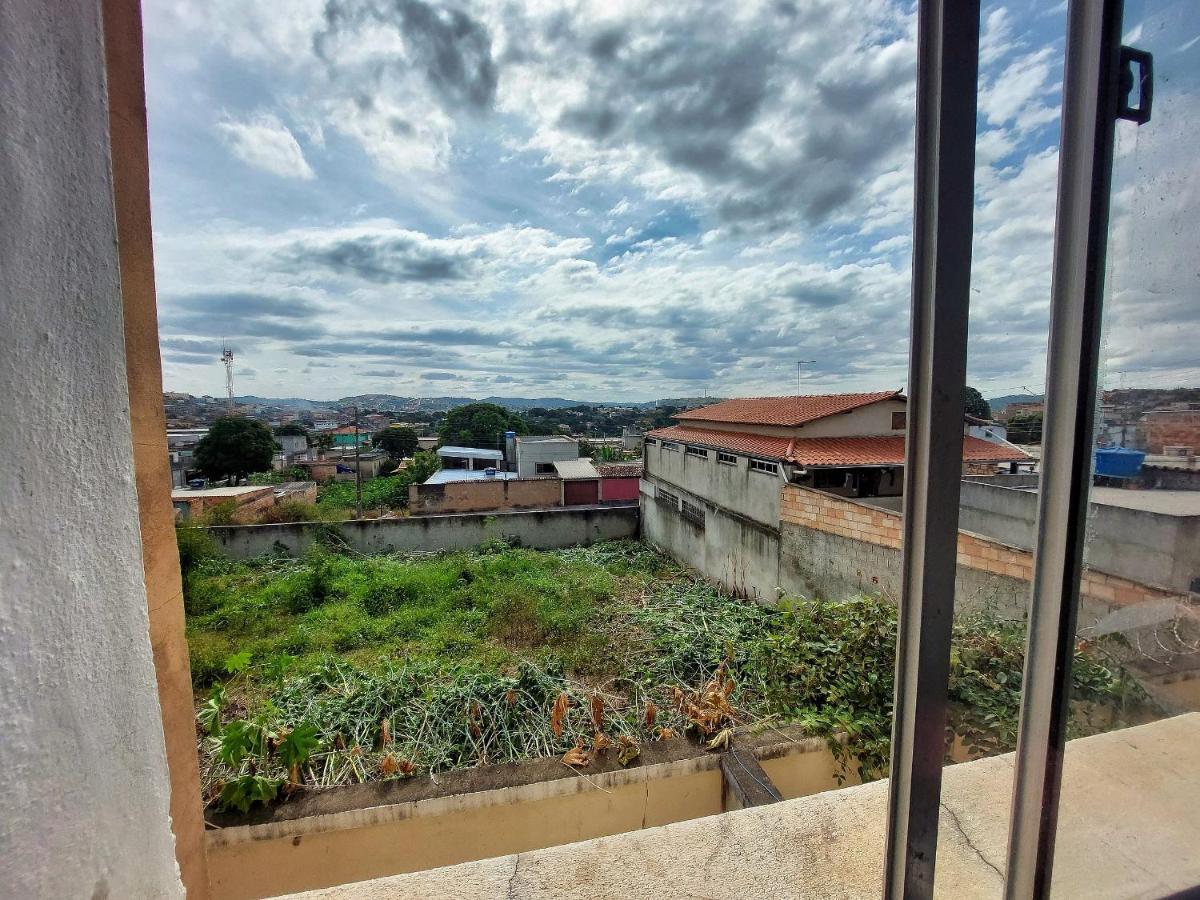 Casa Completa E Aconchegante Em Ribeirão das Neves Екстериор снимка